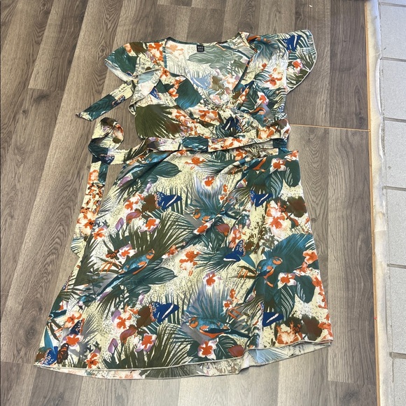 SHEIN Multicolor Floral Dress women’s xl new - Picture 1 of 4